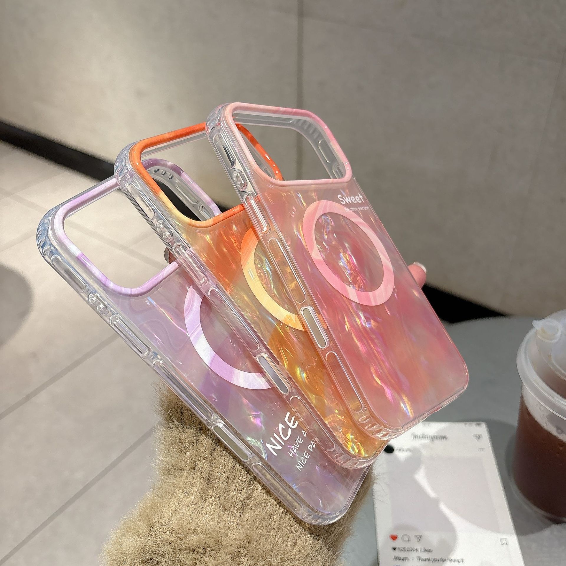 Ins-style Gradient Magnetic Case 17 Pro Max, Suitable IPhone 16, Protective Cover With Shell Pattern For 15/17_voghion.com