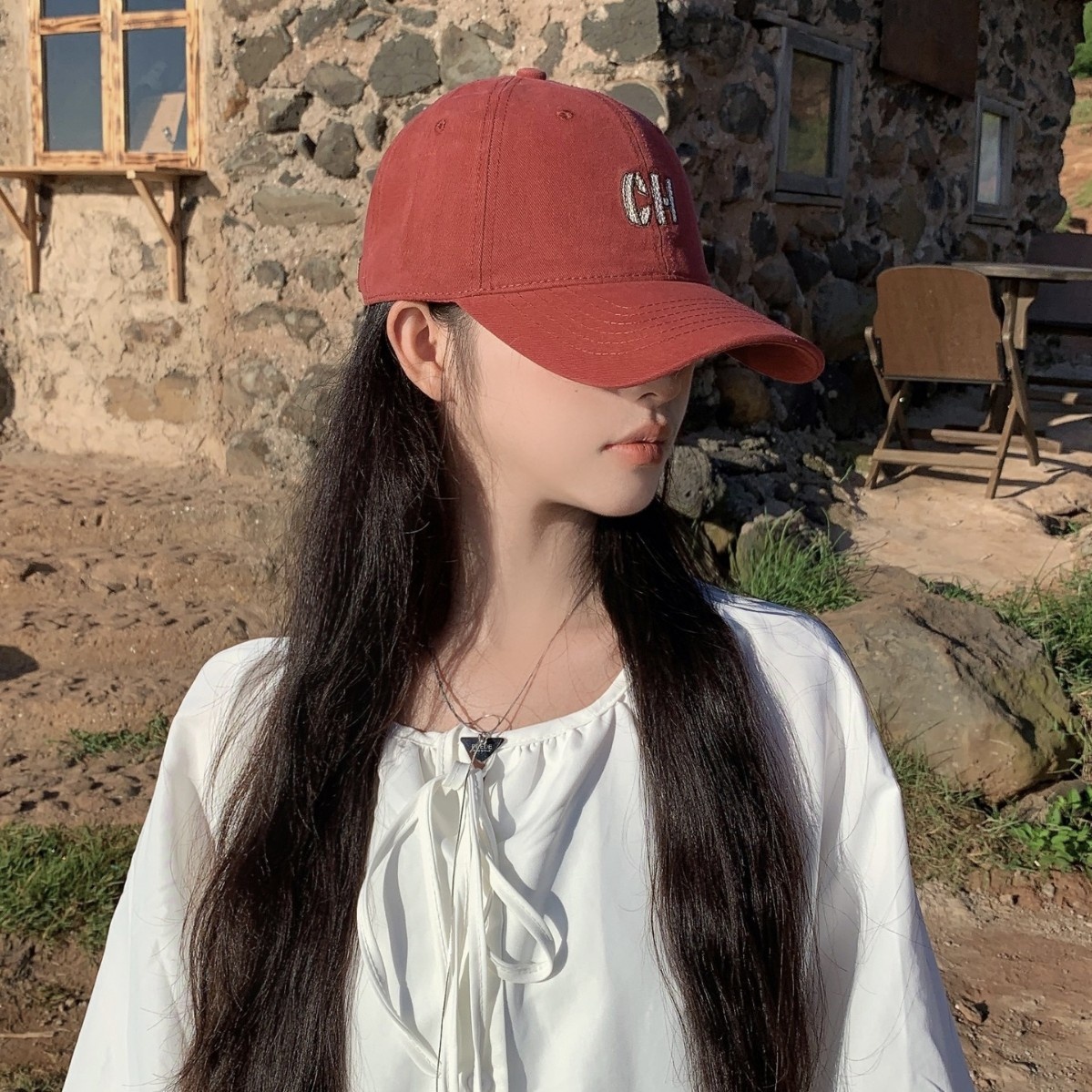 Tor Zur Wildnis Neuer Soft-Top-Hut mit besticktem Buchstaben, Gesichtsverschlankung, Frühlings-Herbst-vielseitige Baseball-Entenschnabelmütze im koreanischen Stil, Sonne_voghion.com