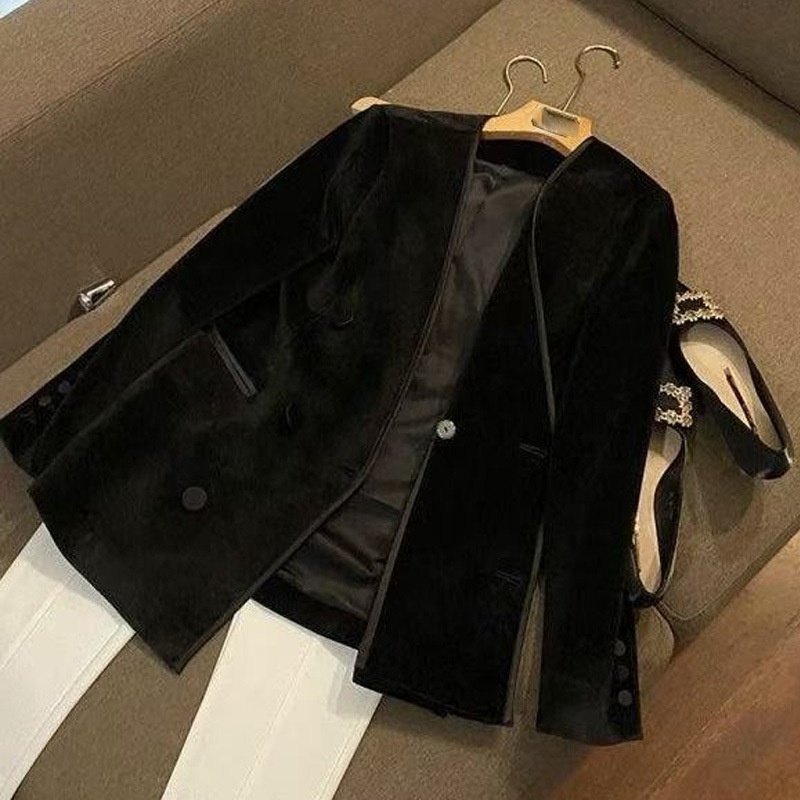 Outlet europeo per il commercio estero, rimanenze di magazzino con etichette rimosse, blazer slim-fit in velluto con scollo a V per donna_voghion.com