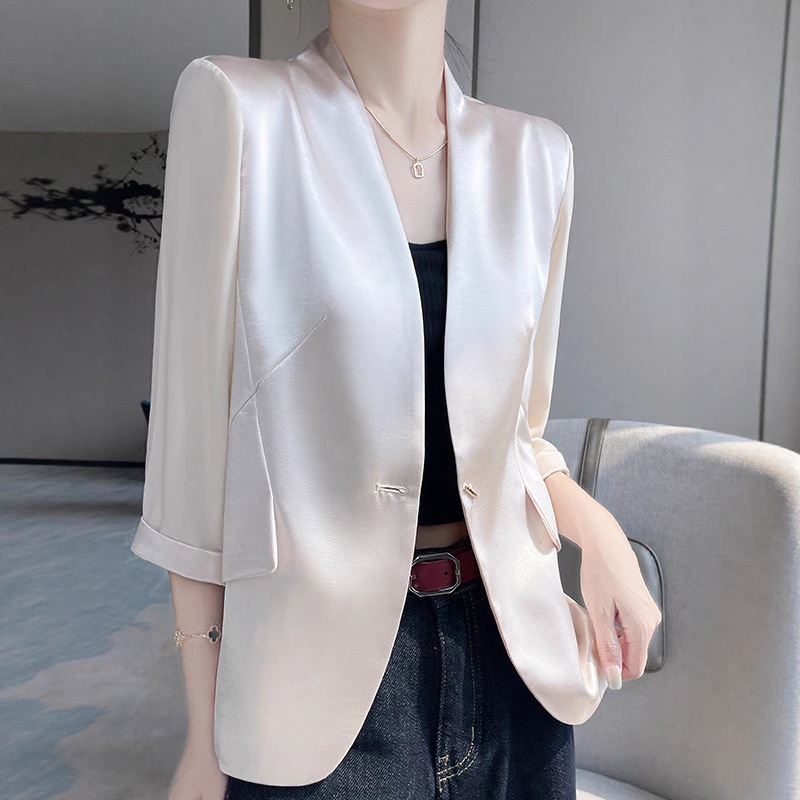 Three-Quarer Sleeve Whie Blazer For Women, Summer Thin High-End Professional Syle, Collarless Aceae Sain Small_voghion.com