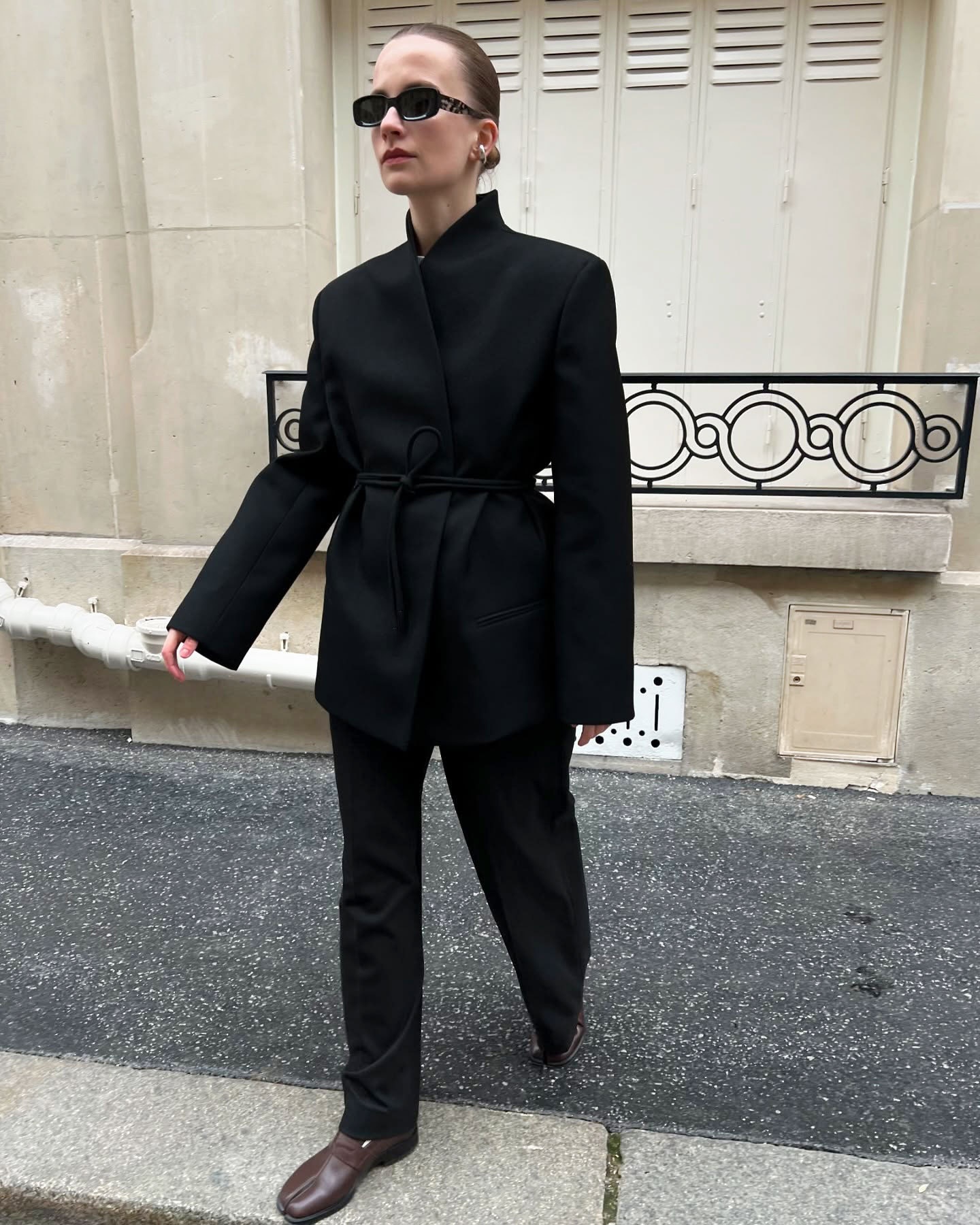 Eleganter Blazer Mit Bindegürtel Für Damen Tailliert Geschnitten_voghion.com