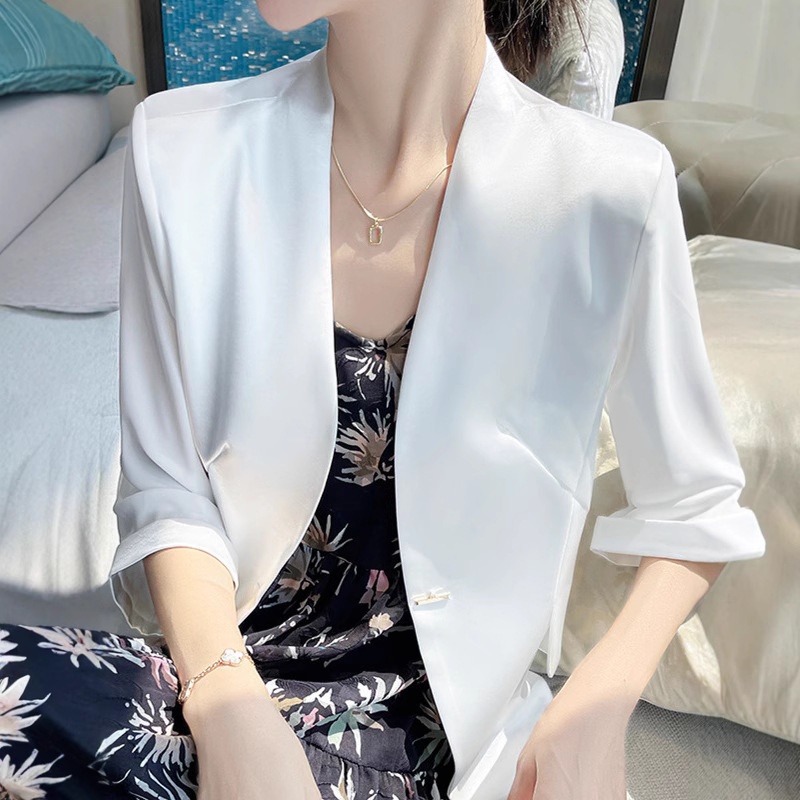 Three-Quarer Sleeve Whie Blazer For Women, Summer Thin High-End Professional Syle, Collarless Aceae Sain Small_voghion.com