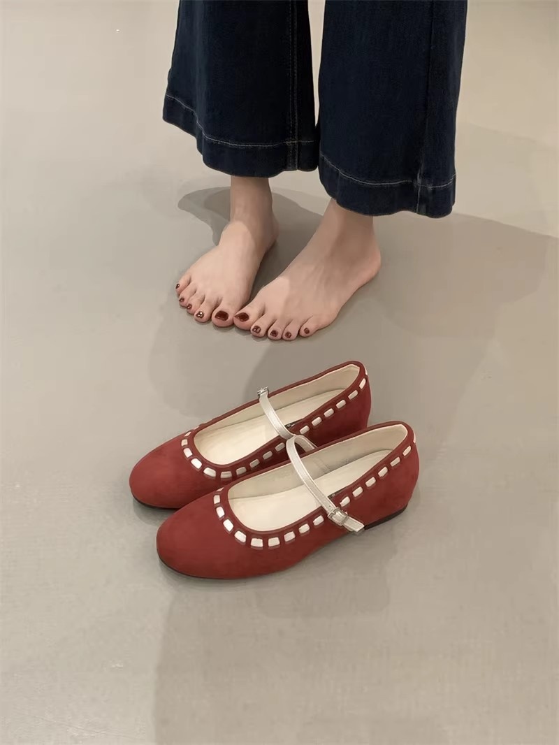 Mary Jane Dance Shoes In Sheepskin With Height Increase_voghion.com