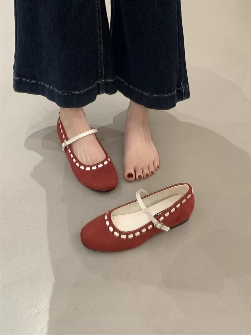 Mary Jane Dance Shoes In Sheepskin With Height Increase_voghion.com