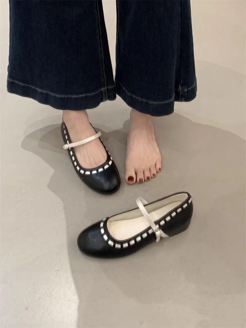 Mary Jane Dance Shoes In Sheepskin With Height Increase_voghion.com