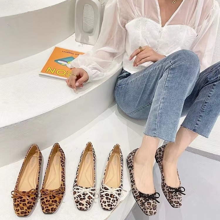 Sapatilhas de dança com laço, bico quadrado e estampa de leopardo, mocassins casuais de sola macia, sapatos versáteis de salto baixo para mulheres._voghion.com