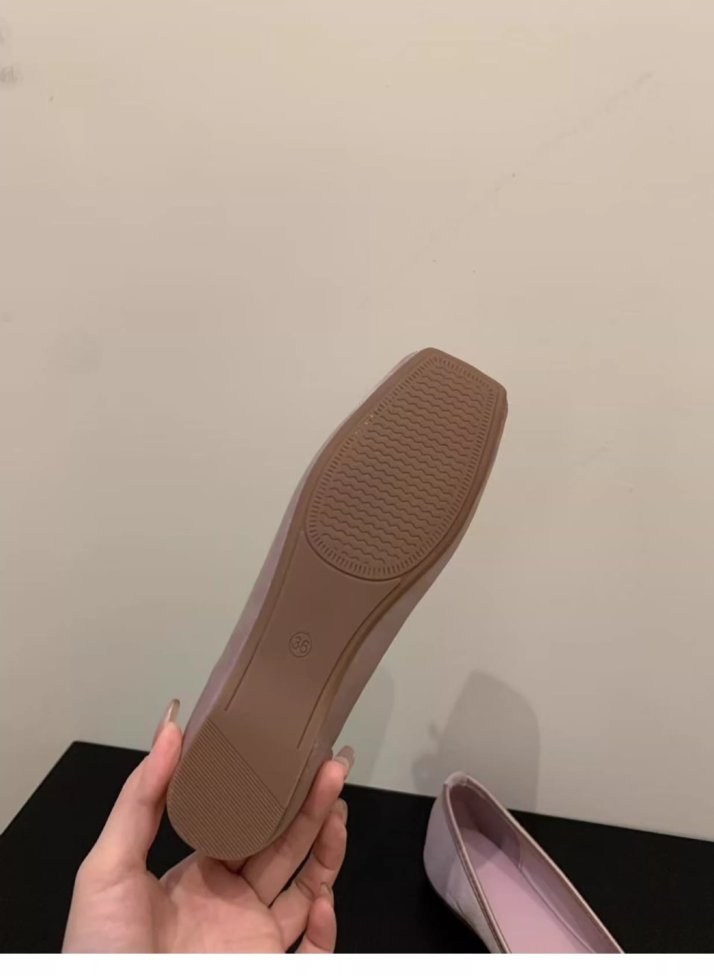 Elegant Satin Ballet Dance Shoes With Internal Height Increase_voghion.com