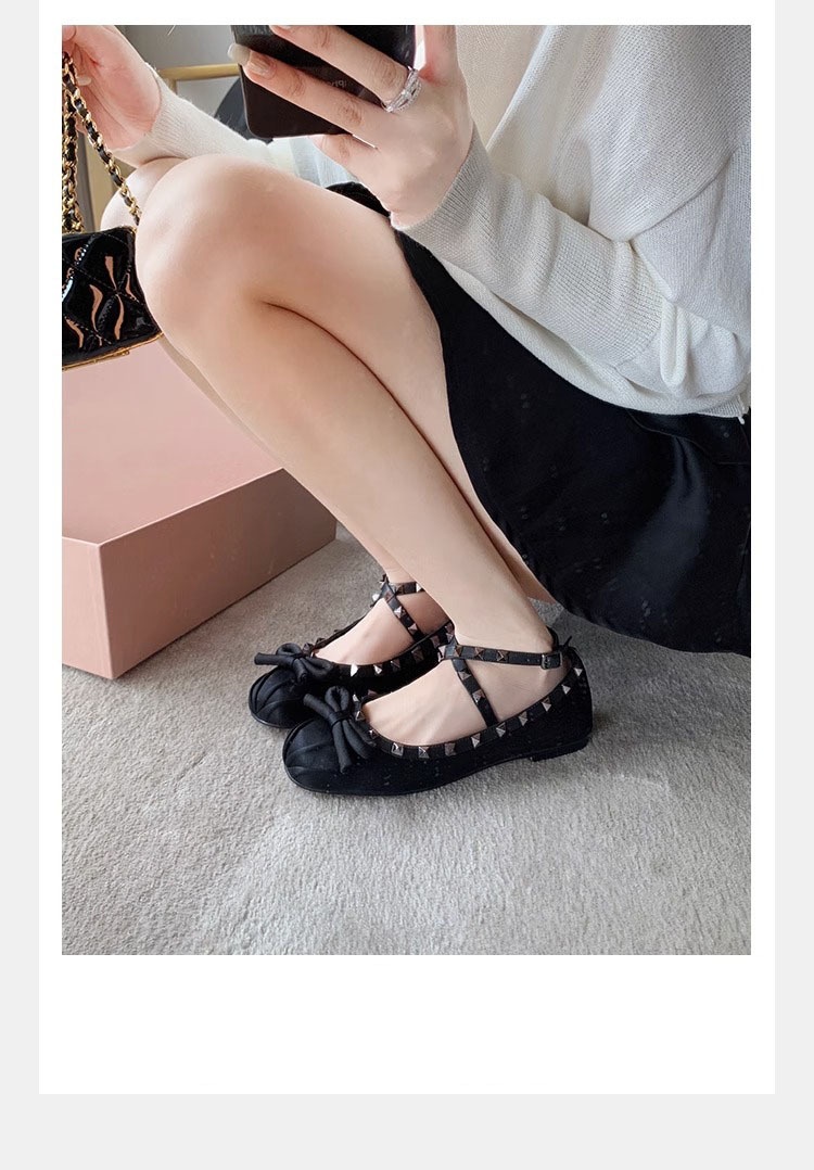 Dansskor för damer v-style nitade mary jane ballerinaskor_voghion.com
