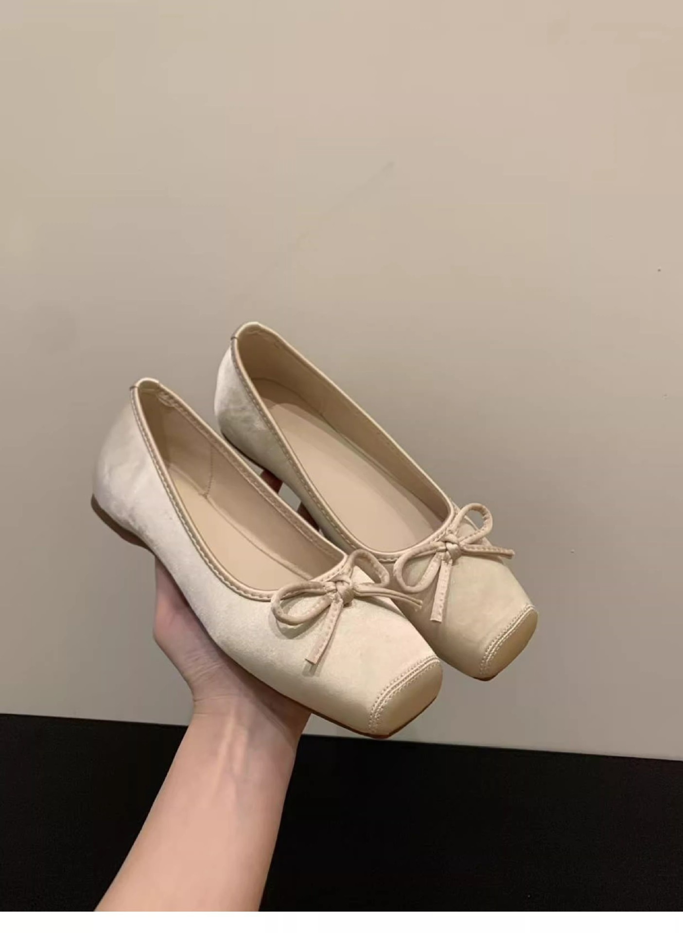 Elegant Satin Ballet Dance Shoes With Internal Height Increase_voghion.com