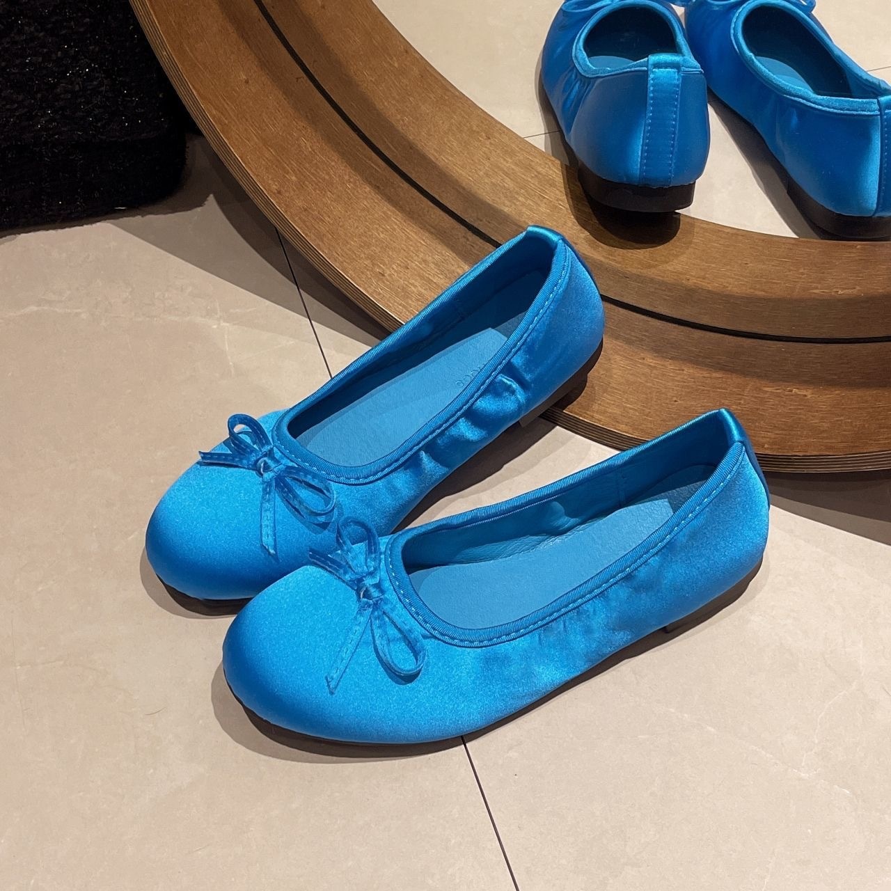 Buty do tańca Academy Style Bowknot Paris Single dla kobiet Lato Nowe Okrągłe Noski Baletowe Casual Wieczorowe Delikatne Buty dla Babci_voghion.com