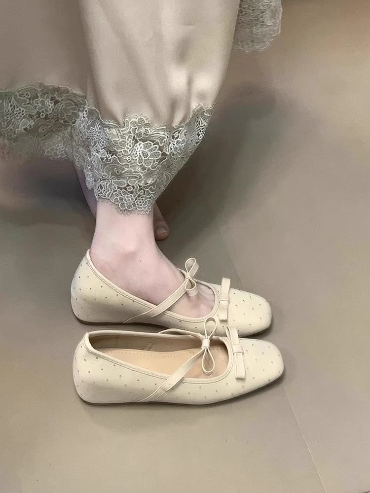 Elegant Women’s Mary Jane Dance Shoes With Bow And Square Toe_voghion.com