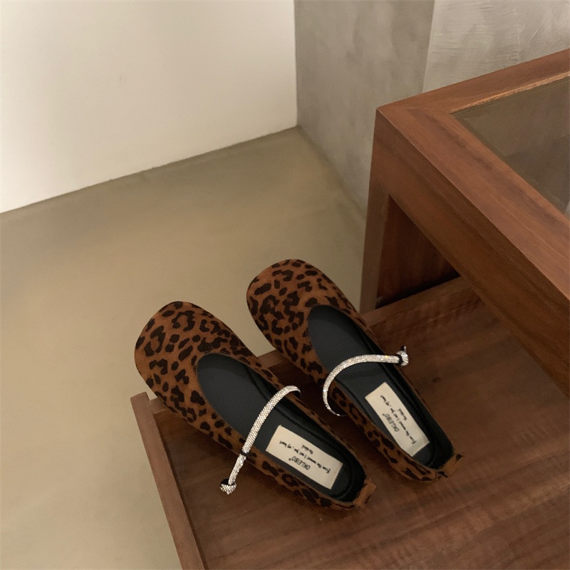 Scarpe da ballo basse retro rosse stile fiaba per donna_voghion.com