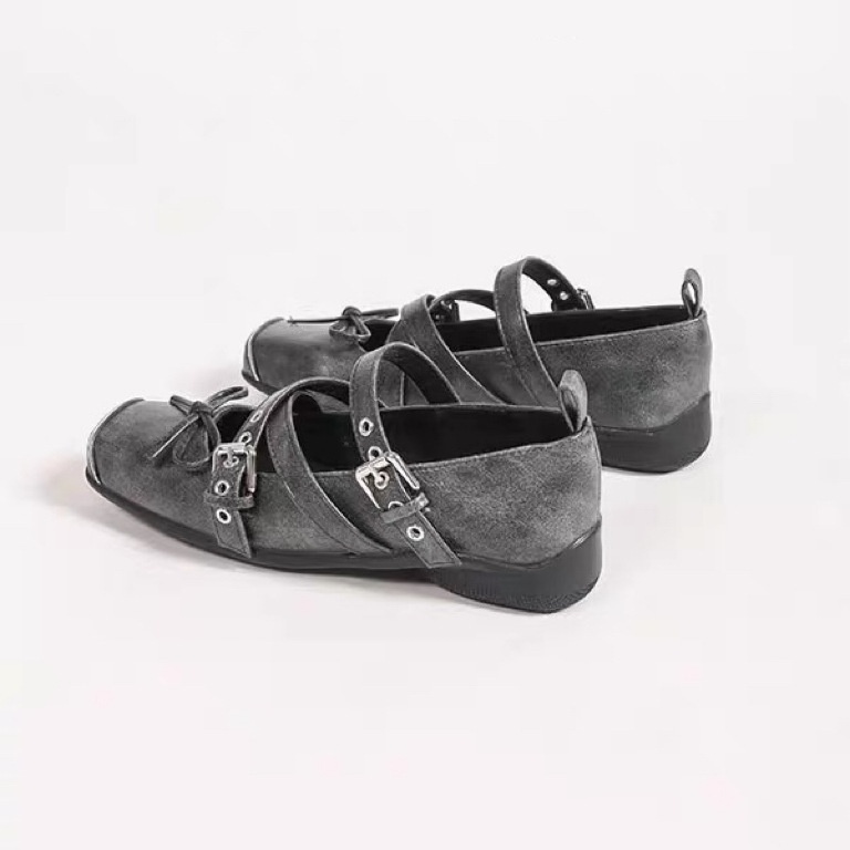Dance Shoes 2025 New Women's Casual Sports Ballet Shallow Mouth Square Toe Pig Nose Retro Bow Flat Shoes_voghion.com