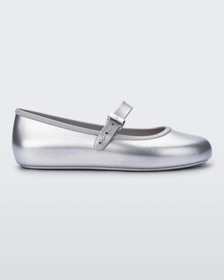 Retro Women's Dance Shoes With Soft Sole And Round Toe Flat_voghion.com