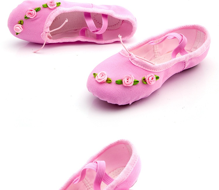 Childrens Canvas Ballet Shoes With Soft Soles And Rose Pattern_voghion.com