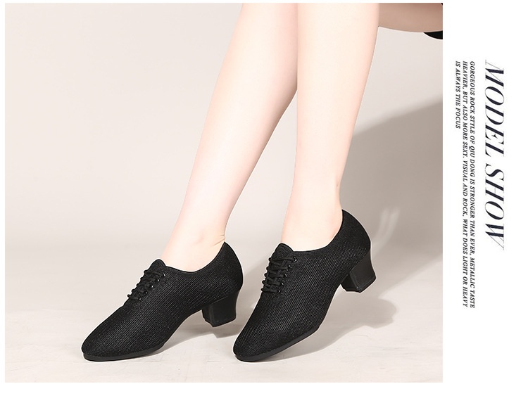Latijnse dansschoenen voor dames met ademend mesh en zool_voghion.com