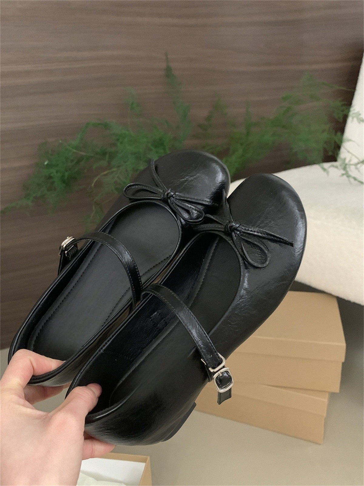 Ballerines de danse mary jane argentées avec talon compensé_voghion.com