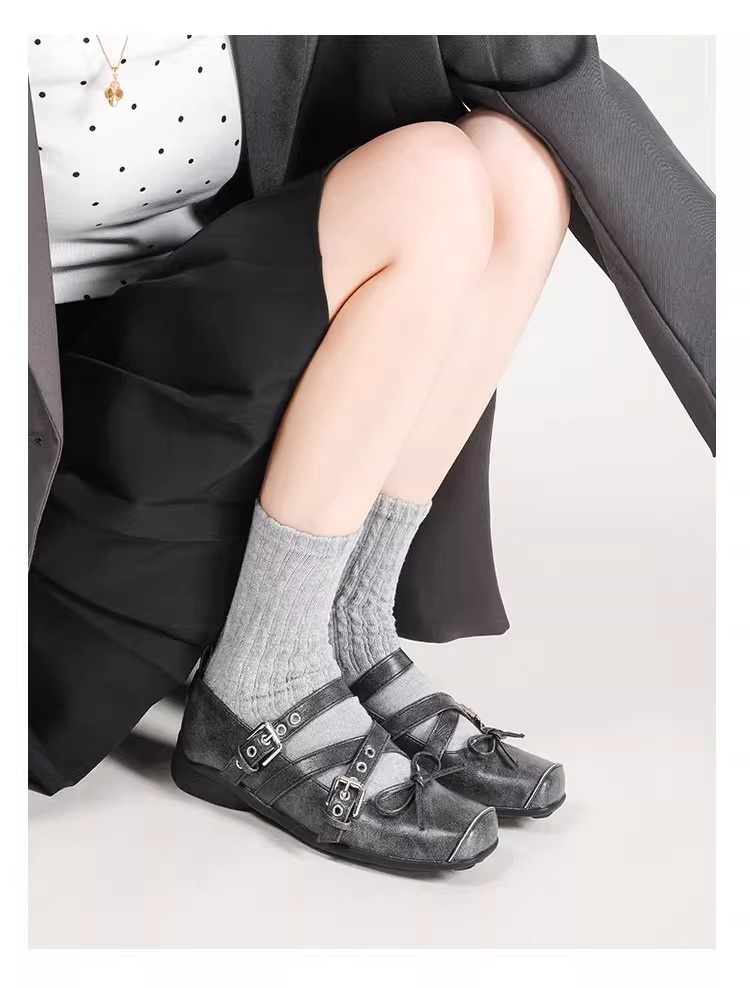 Women's Retro Ballet Dance Shoes With Bow And Square Toe_voghion.com
