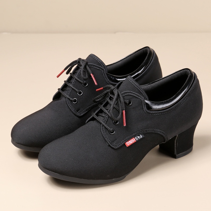 Neue quadratische Tanzschuhe mit Sohlen und weichem Obermaterial, lateinamerikanische Segelschuhe für draußen, mittelhohe Tanzschuhe für Damen_voghion.com
