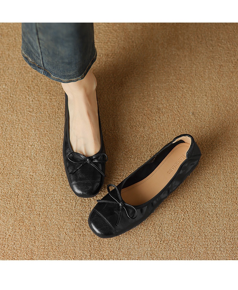 Women’s Flat Leather Ballet Dance Shoes With Round Toe And Slip-on_voghion.com