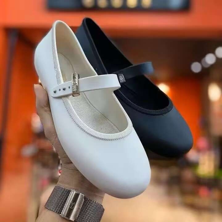 Retro Women's Dance Shoes With Soft Sole And Round Toe Flat_voghion.com