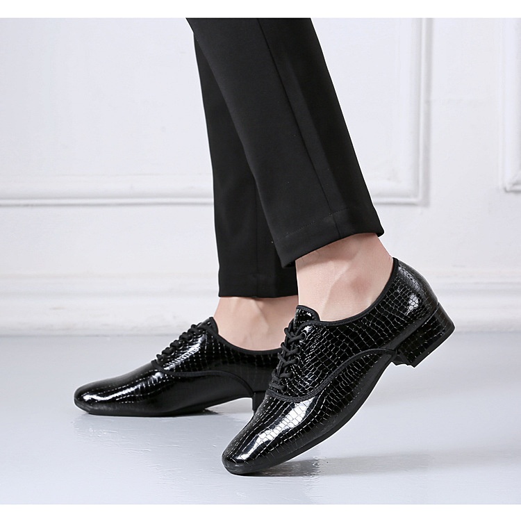 Dance Shoes New Men's White Stone Pattern Women's Soft Sole Square Dance Shoes_voghion.com