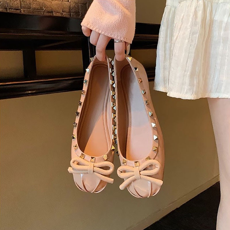 Dance Shoes Grape Mom's 2026 New V-Style Rivet Flats For Women, Shallow Mary Jane Ballet Flats, Work Shoes_voghion.com