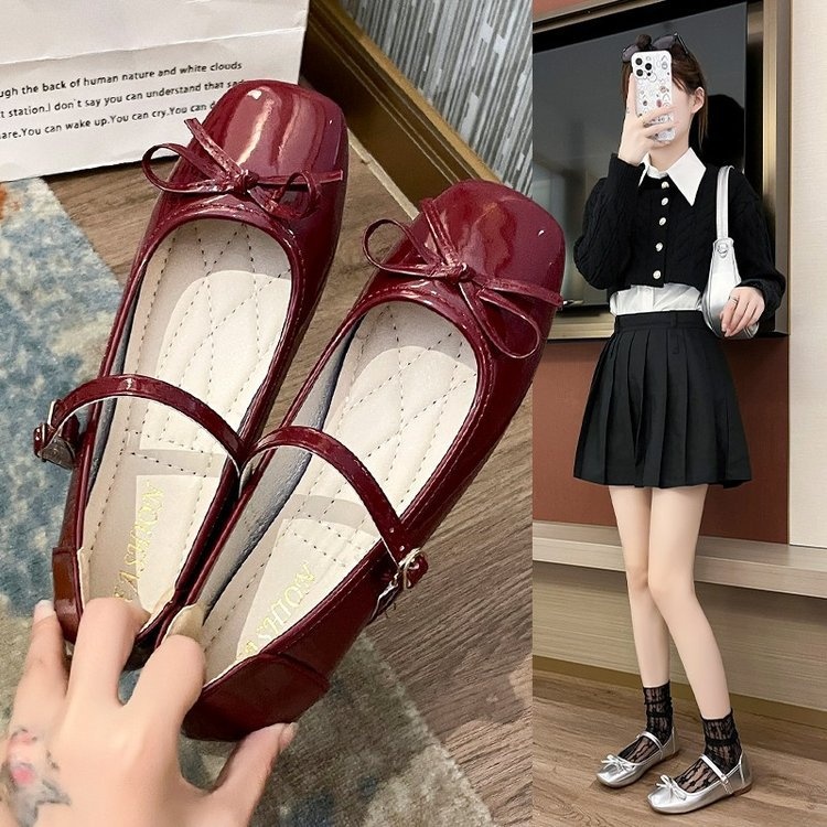 Buty do tańca w stylu francuskim, srebrne, damskie, nowy model z 2025 r., kwadratowe noski, płytkie wycięcie, wiązane na kokardę, słodkie płaskie baletki damskie_voghion.com