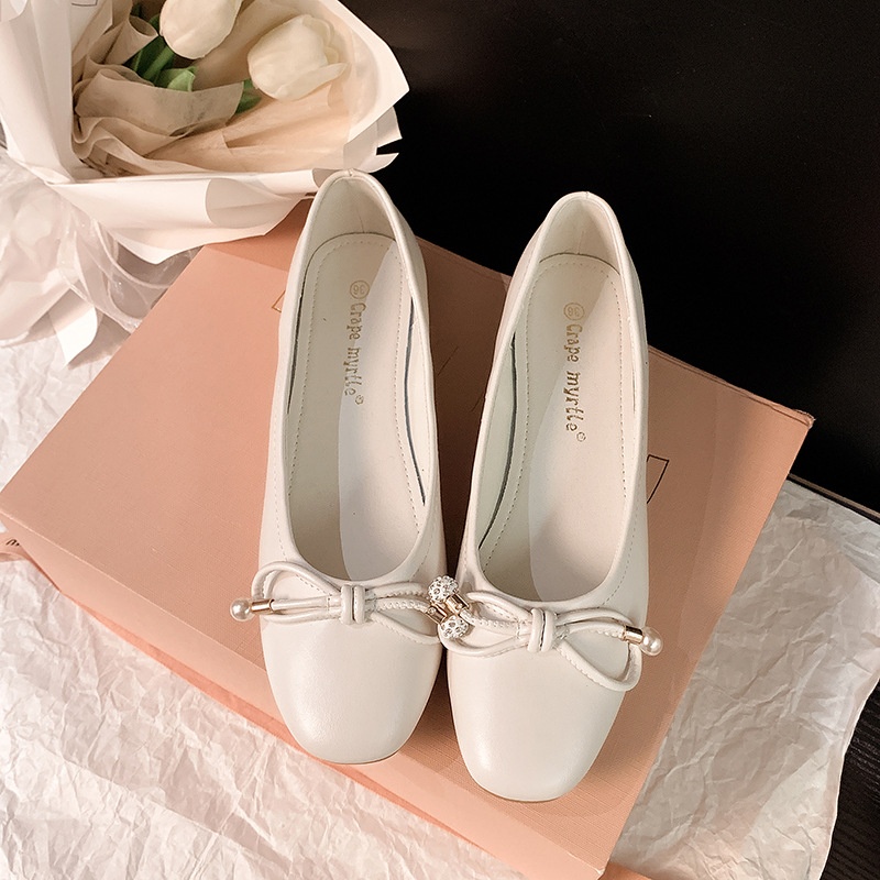 Dance Shoes Leather Version Of The Same Style, Frida Girl~Classic Square-toed, Bow-tied, Shallow-cut, Exquisite Pearl Ballet Leather_voghion.com