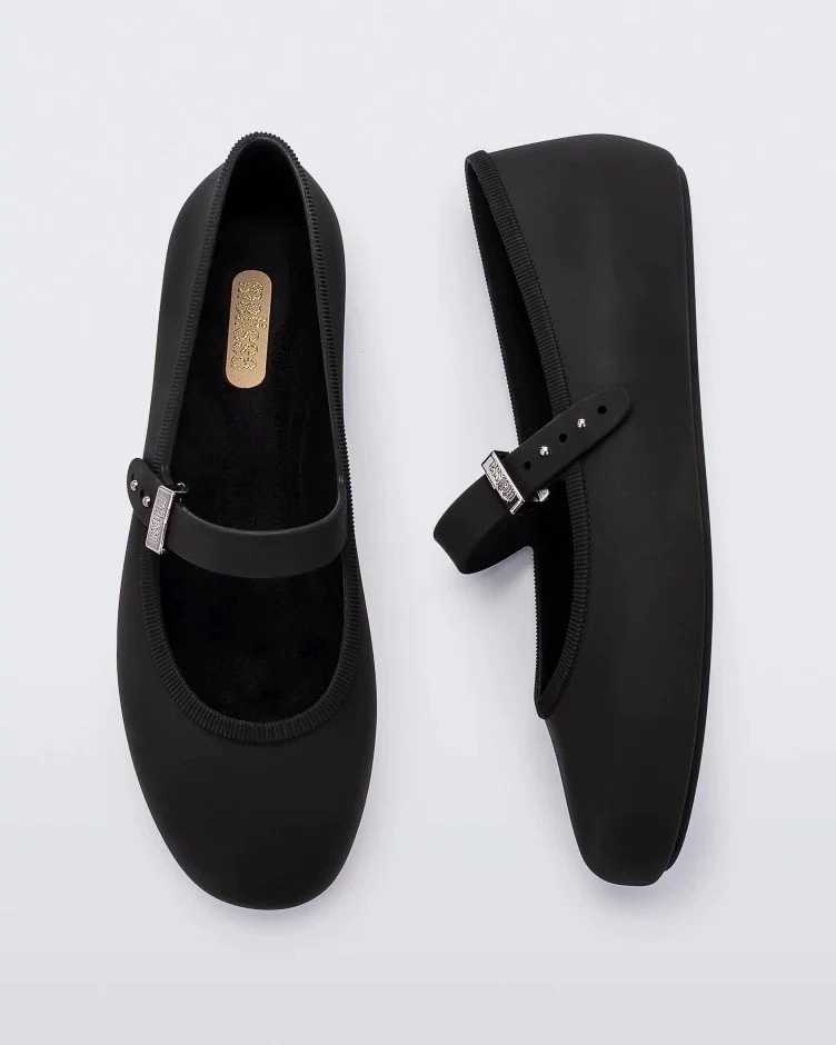 Retro Women's Dance Shoes With Soft Sole And Round Toe Flat_voghion.com