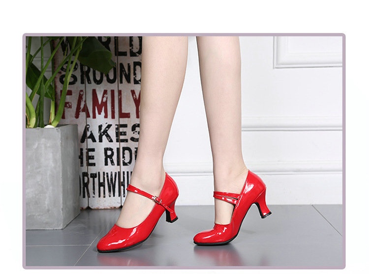 Gouden dansschoenen voor dames voor latin en ballroom_voghion.com