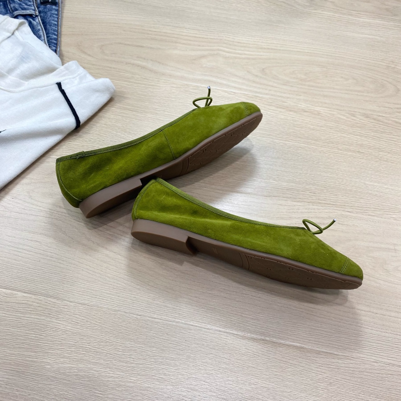 Chaussures de danse ballerines à nœud avec semelle souple_voghion.com