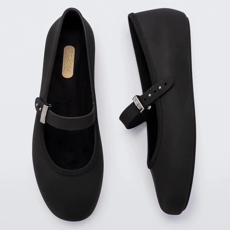 Dance Shoes 2026 New Melissa Women's Shoes: Retro Soft Sole Round Toe Fashionable Shallow Flat Strap Evening Shoes_voghion.com