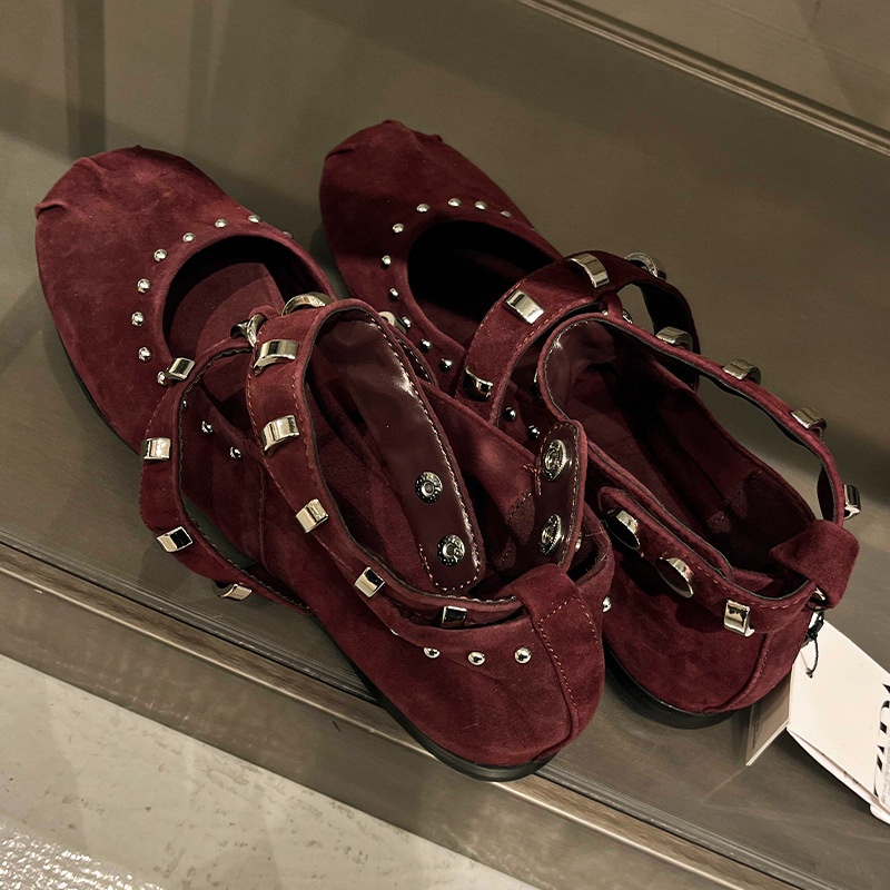 Red Ballet Dance Shoes With Cross Rivets And Round Toe Flat Style_voghion.com