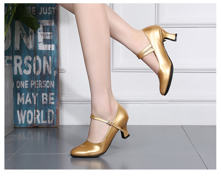 Gouden dansschoenen voor dames voor latin en ballroom_voghion.com