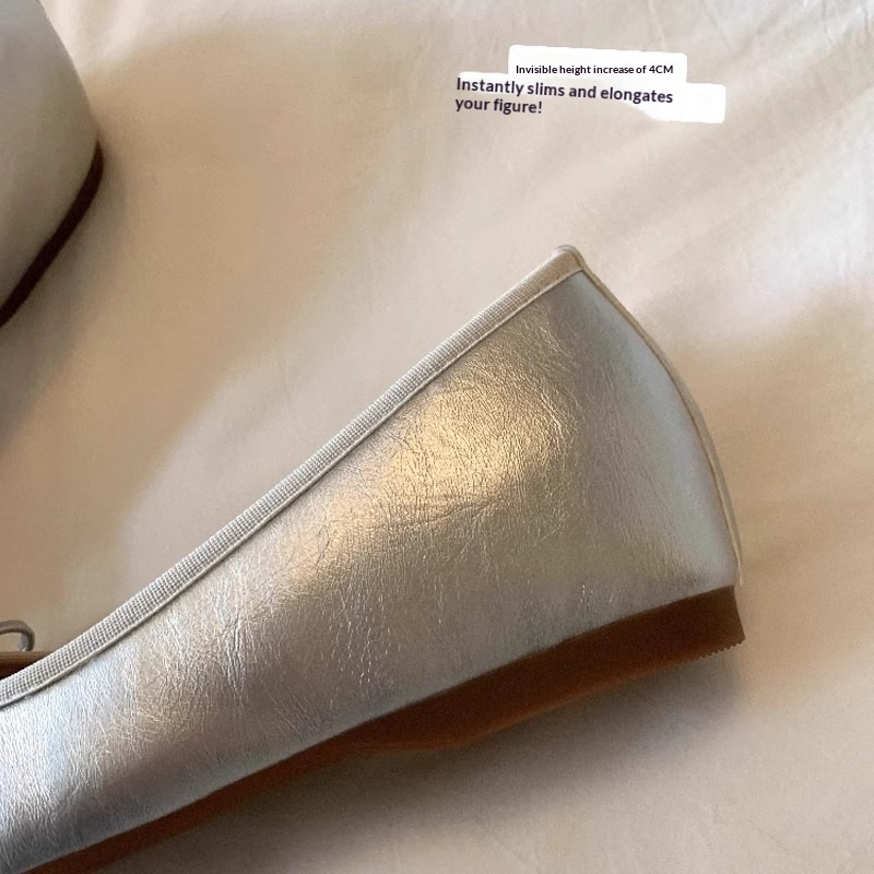Elegante balletschoenen voor dames met rode strik_voghion.com