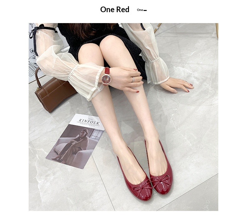 Chaussures de danse ballet en cuir verni avec semelle souple_voghion.com