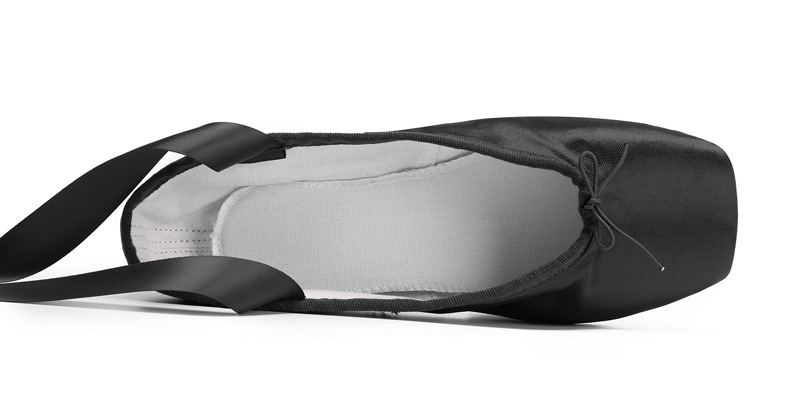 Flickor balettskor i satin med snörning pointe_voghion.com