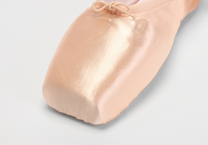 Flickor balettskor i satin med snörning pointe_voghion.com