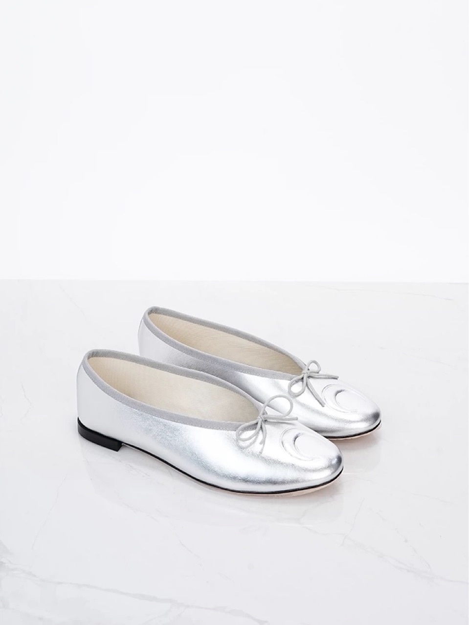Dance Shoes For Women Crescent Print Bow Flat Ballet Shoes_voghion.com
