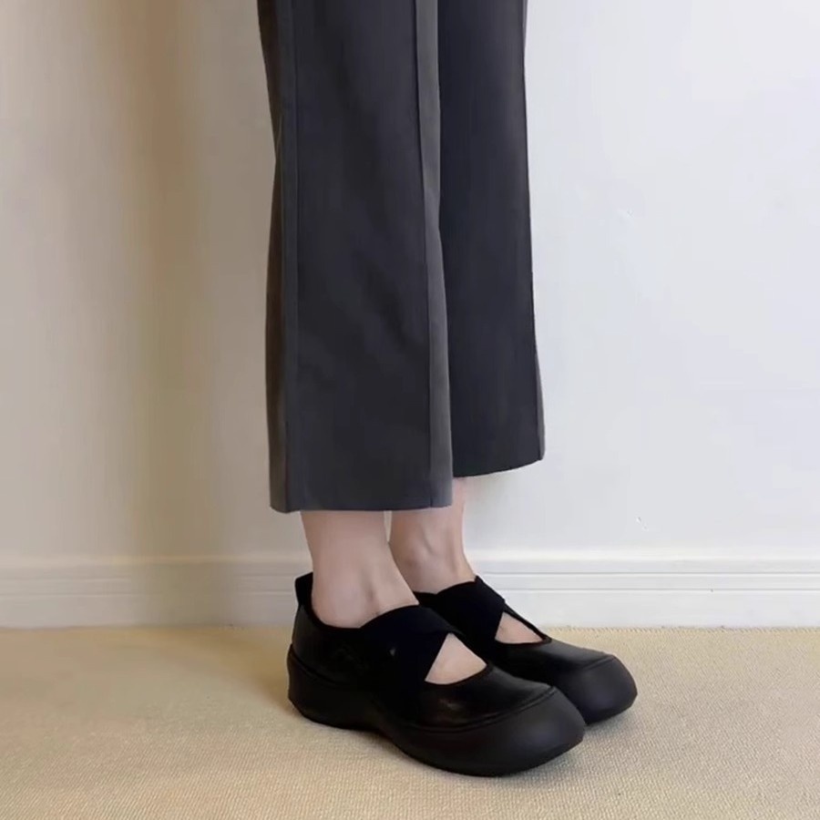 Dance Shoes Soft Version~Thick-soled Sports Cross-strap Mary Jane Leather Shoes, Round-toe Ballet Flats, Women's Shallow Retro_voghion.com