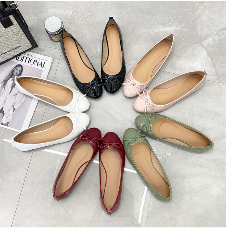 Chaussures de danse ballet en cuir verni avec semelle souple_voghion.com