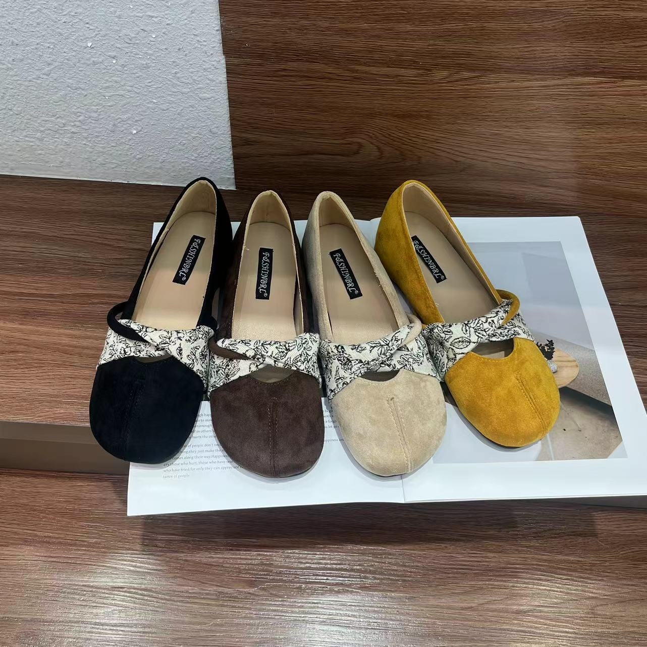 Dance Shoes 2024 French-style Niche Design Retro Flat Ballet Dance Shoes With Soft Soles, Shallow Cut, Single Strap, Square Toe_voghion.com