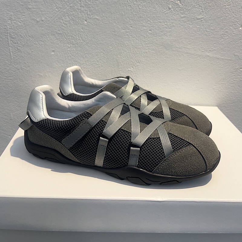 Women's Cowhide Dance Shoes With Cross Straps And Round Toe_voghion.com