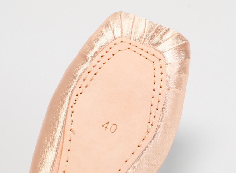 Flickor balettskor i satin med snörning pointe_voghion.com