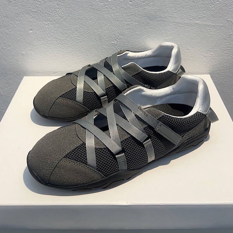 Women's Cowhide Dance Shoes With Cross Straps And Round Toe_voghion.com