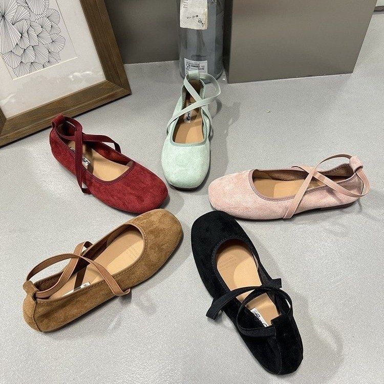 Dance Shoes Women's Flat Suede 2025 New Spring/summer Red Ballet Flats, Gentle Evening Shoes, Comfortable_voghion.com