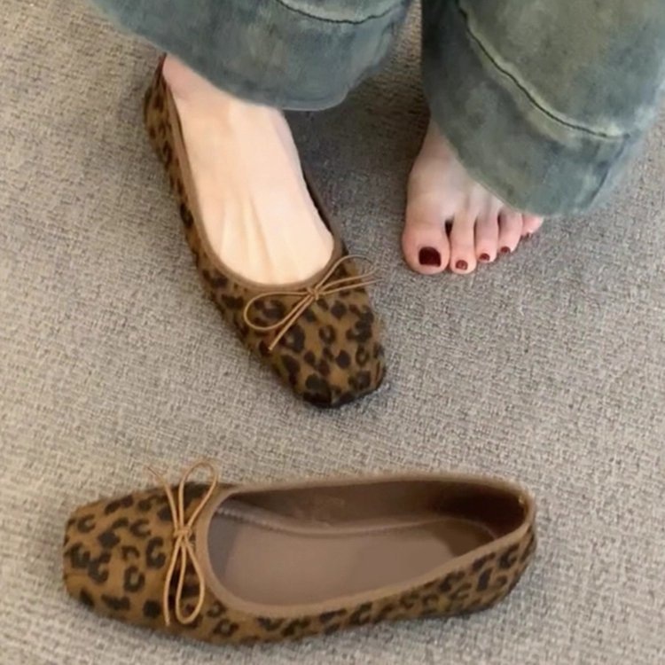 Buty do tańca w stylu koreańskim, kwadratowe noski, nadruk w panterkę, pojedyncze, damskie, 2025, jesienne, modne, francuskie, kokardki, pasujące do baletu, wieczorowe_voghion.com