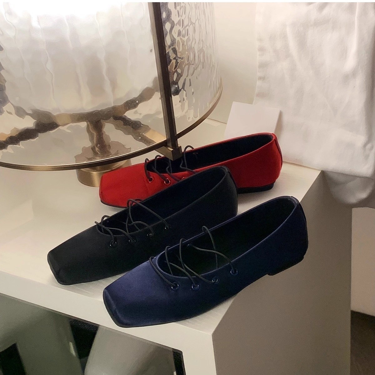 Buty do tańca w stylu koreańskim, satynowe, 2026, płytkie, kwadratowe, pojedyncze buty retro, baleriny Mary Jane dla kobiet_voghion.com