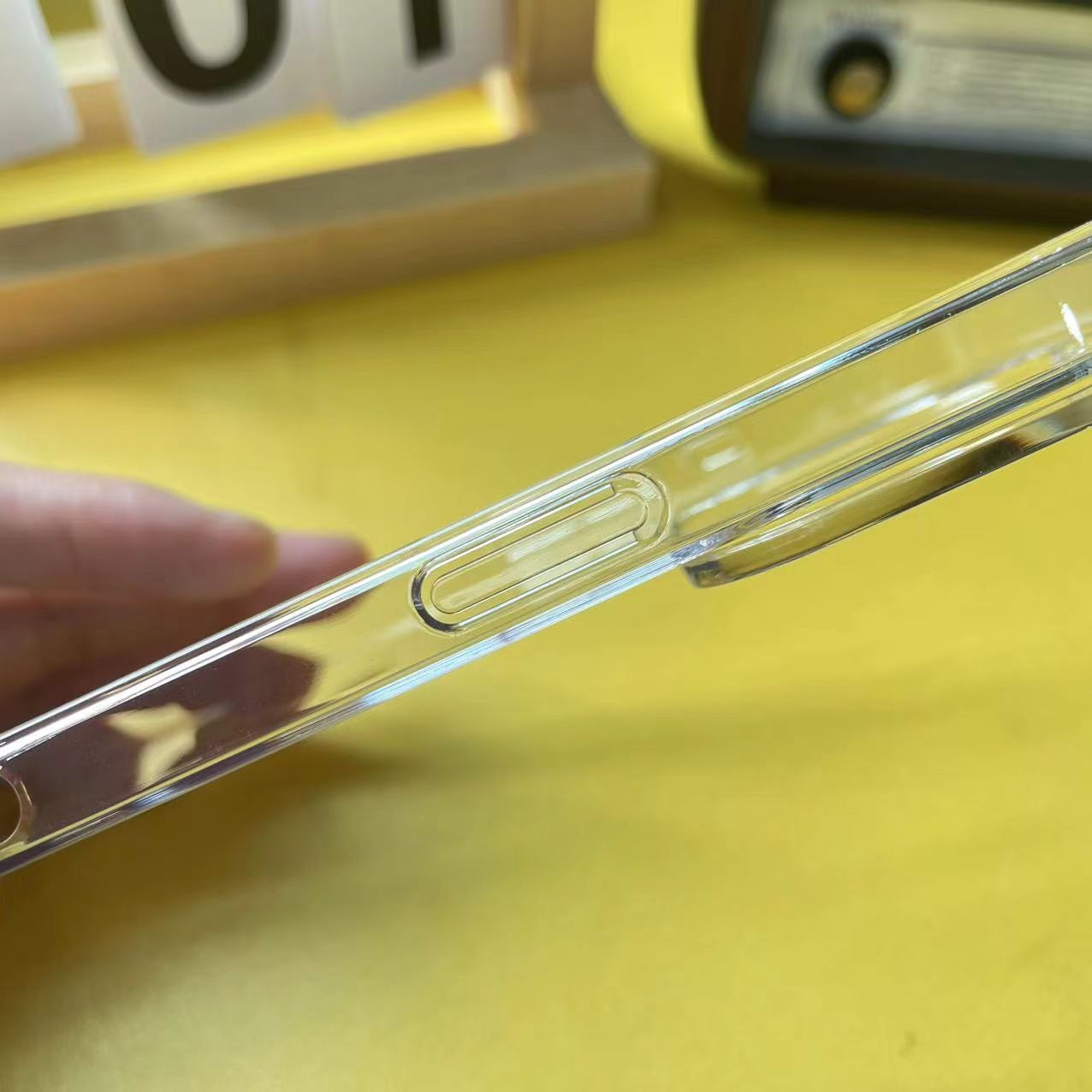 Suitable For IPhone15promax Magnetic Phone Case 15plus Transparent PC Hard Protective Cover_voghion.com